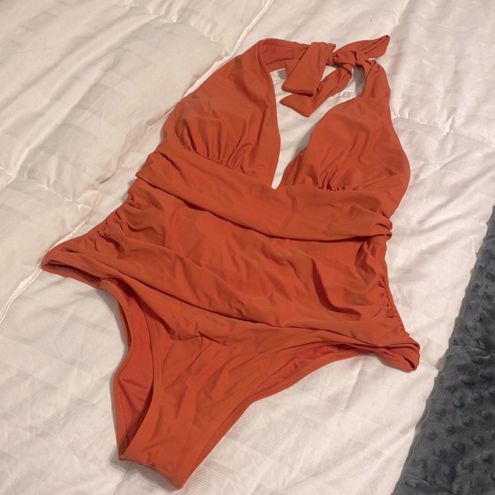 CORAL color halter swimsuit